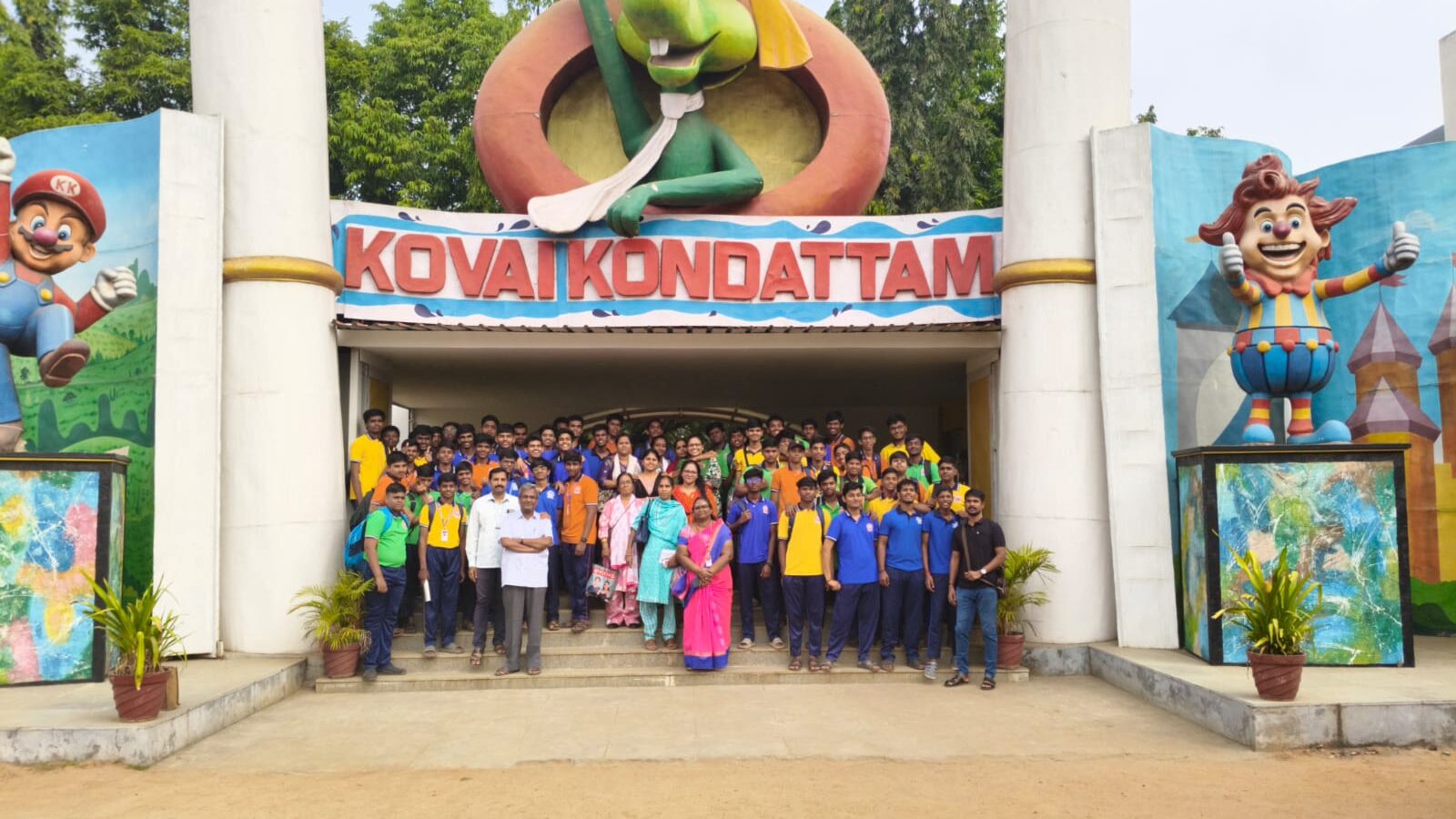 Trip to Kovai kondatam for X, XI, XII students